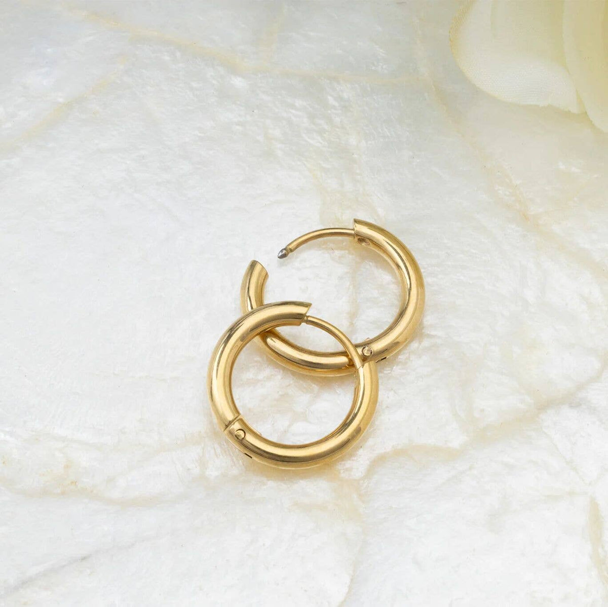Circle Huggie Hoop Earrings 14K Gold Filled PLUS™